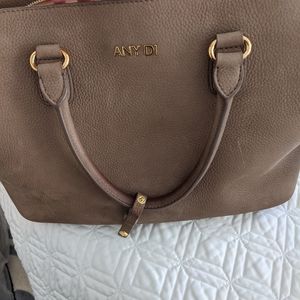 Any Di Berlin greige suede leather bag
